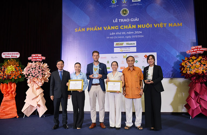 Sản phẩm Vàng chăn nuôi Việt Nam lần thứ 3 năm 2024